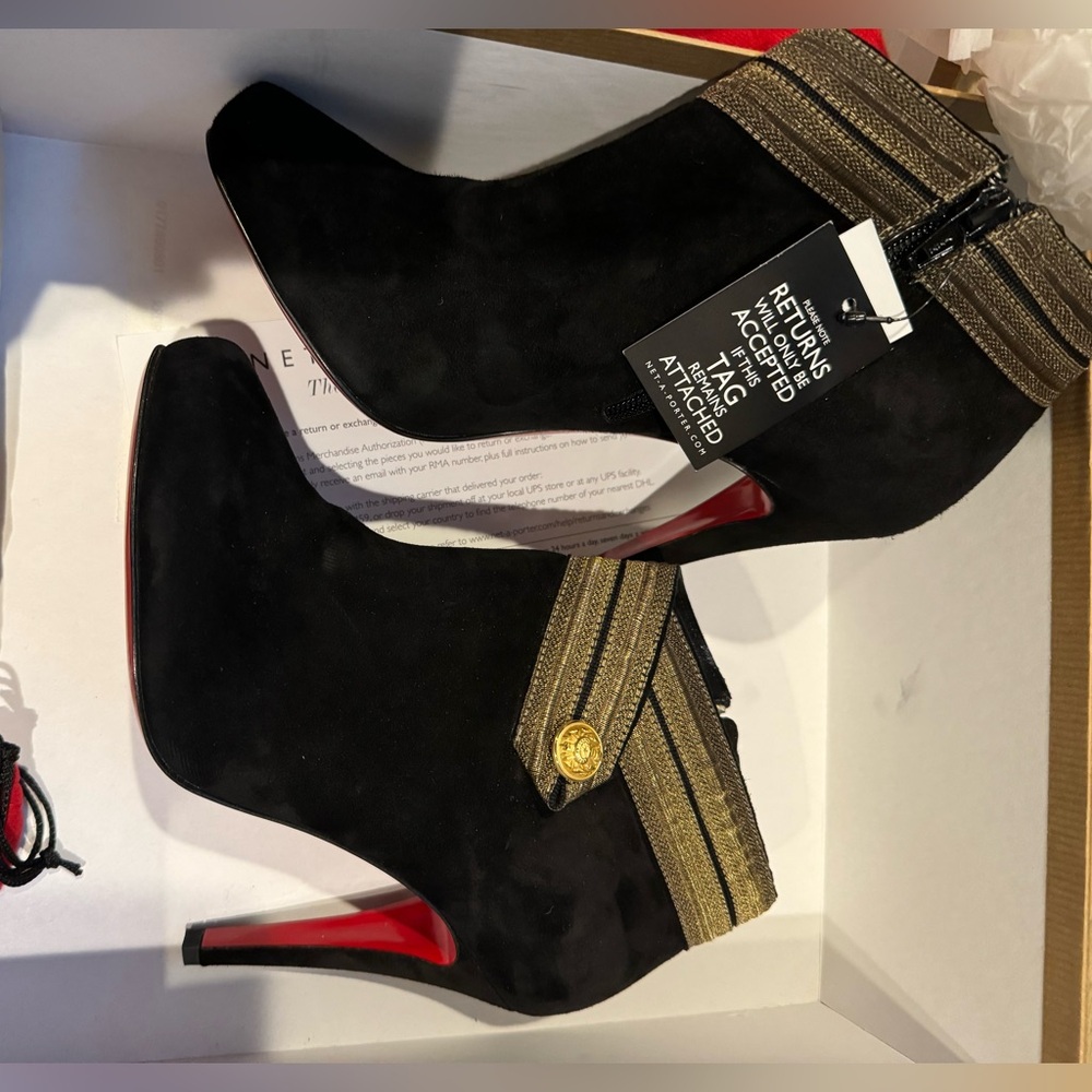 New in Box: Christian Louboutin Marychal 100 Suede Ankle Bootie SZ:37